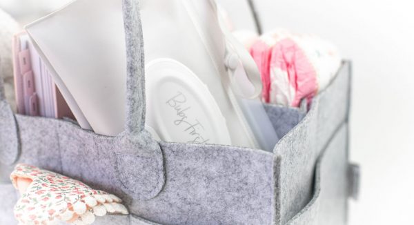 Baby caddy for nappy changes – perfect for travel!